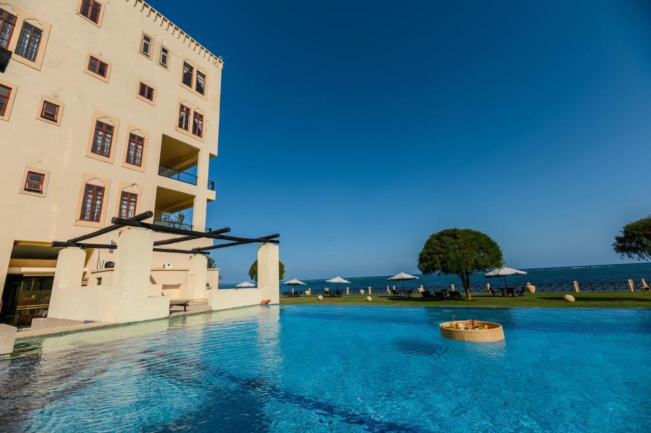 Cocoa Boutique Hotel - Your Kenyan Beachfront Bliss Момбаса Экстерьер фото