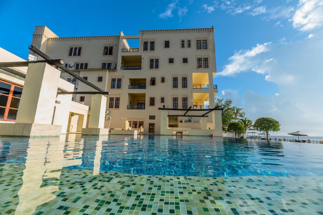 Cocoa Boutique Hotel - Your Kenyan Beachfront Bliss Момбаса Экстерьер фото