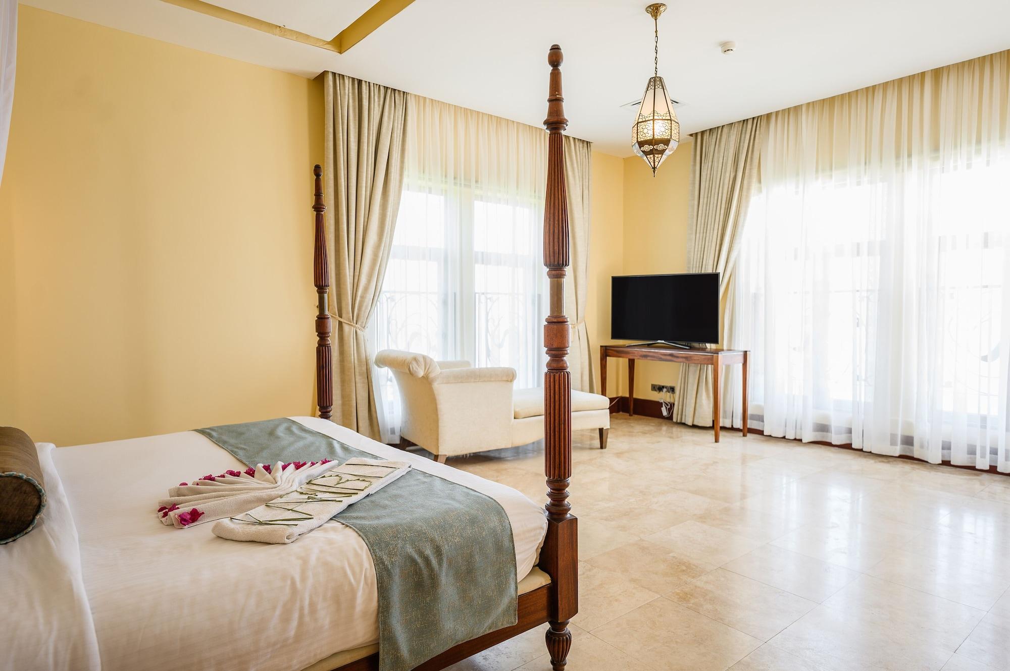 Cocoa Boutique Hotel - Your Kenyan Beachfront Bliss Момбаса Экстерьер фото